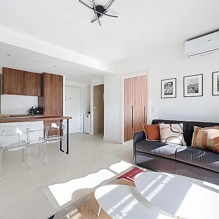 2 Pièces Vue Mer, Piscine, à 2 Pas Des Plages * Cannes