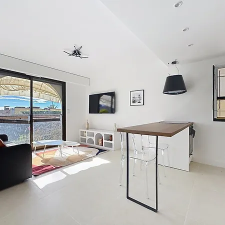 2 Pieces Vue Mer, Piscine, A 2 Pas Des Plages * Cannes
