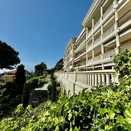 2 Pieces Vue Mer, Piscine, A 2 Pas Des Plages